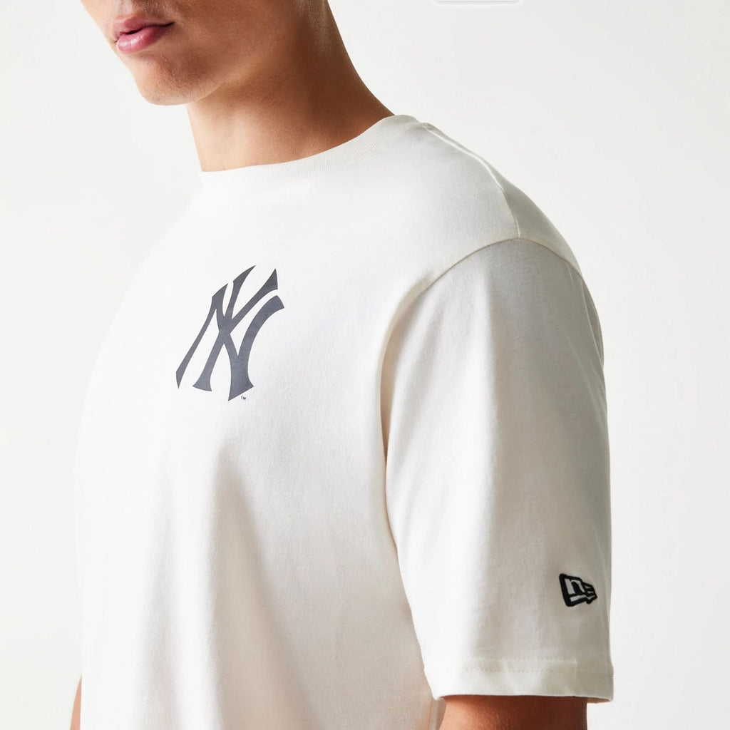 New Era New York Yankees MLB Food Graphic Open White T-Shirt