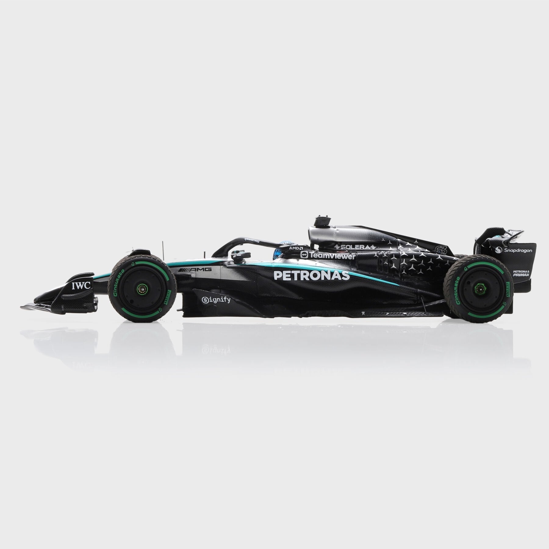 Mercedes-AMG F1 Team 2025 George Russell W16 1:43 Scale Model