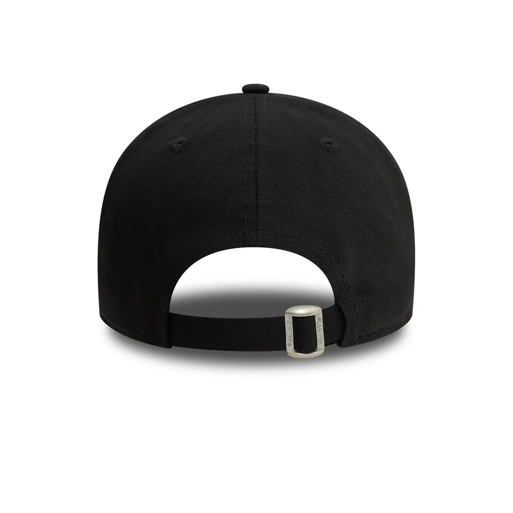 New Era Chicago Bulls Metallic Pin Black 9FORTY Adjustable Cap - Cap On