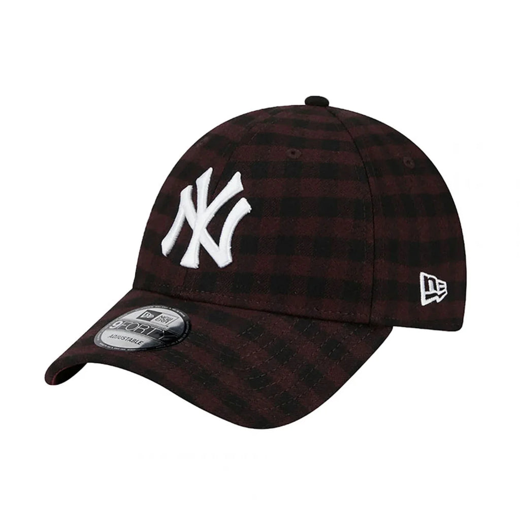 New Era Flannel 9FORTY New York Yankees Cap - Cap On