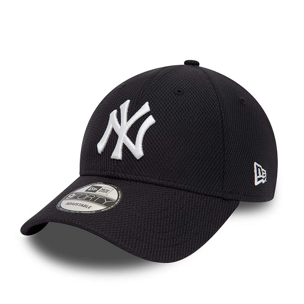 New Era New York Yankees Diamond Era Essential Navy 9FORTY Adjustable Cap - Cap On