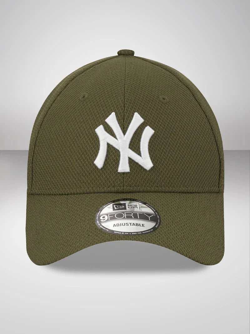 New Era New York Yankees Diamond Era Khaki 9FORTY Cap - Cap On