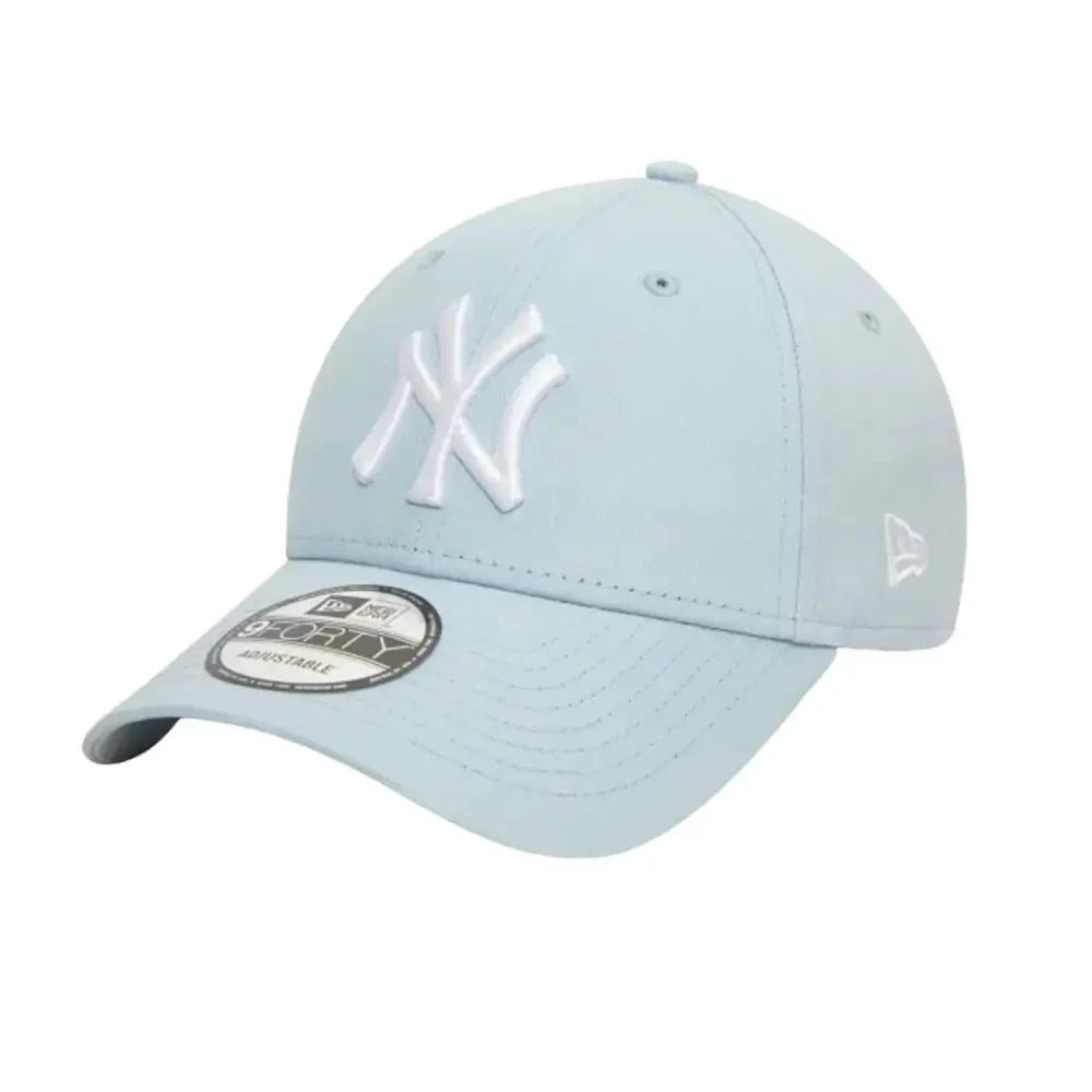 New Era New York Yankees Essential Blue 9FORTY Cap - Cap On