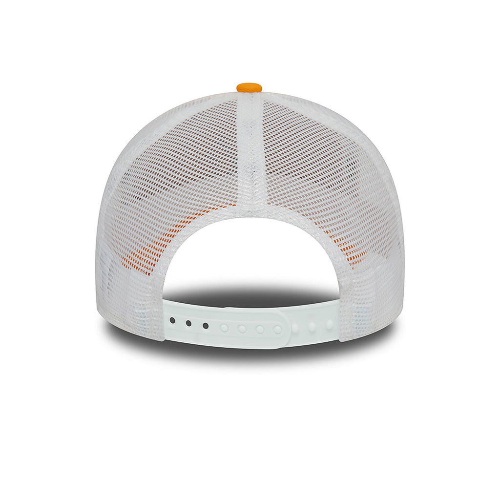 New Era New York Yankees League Essential Papaya Smoothie Trucker Cap - Cap On