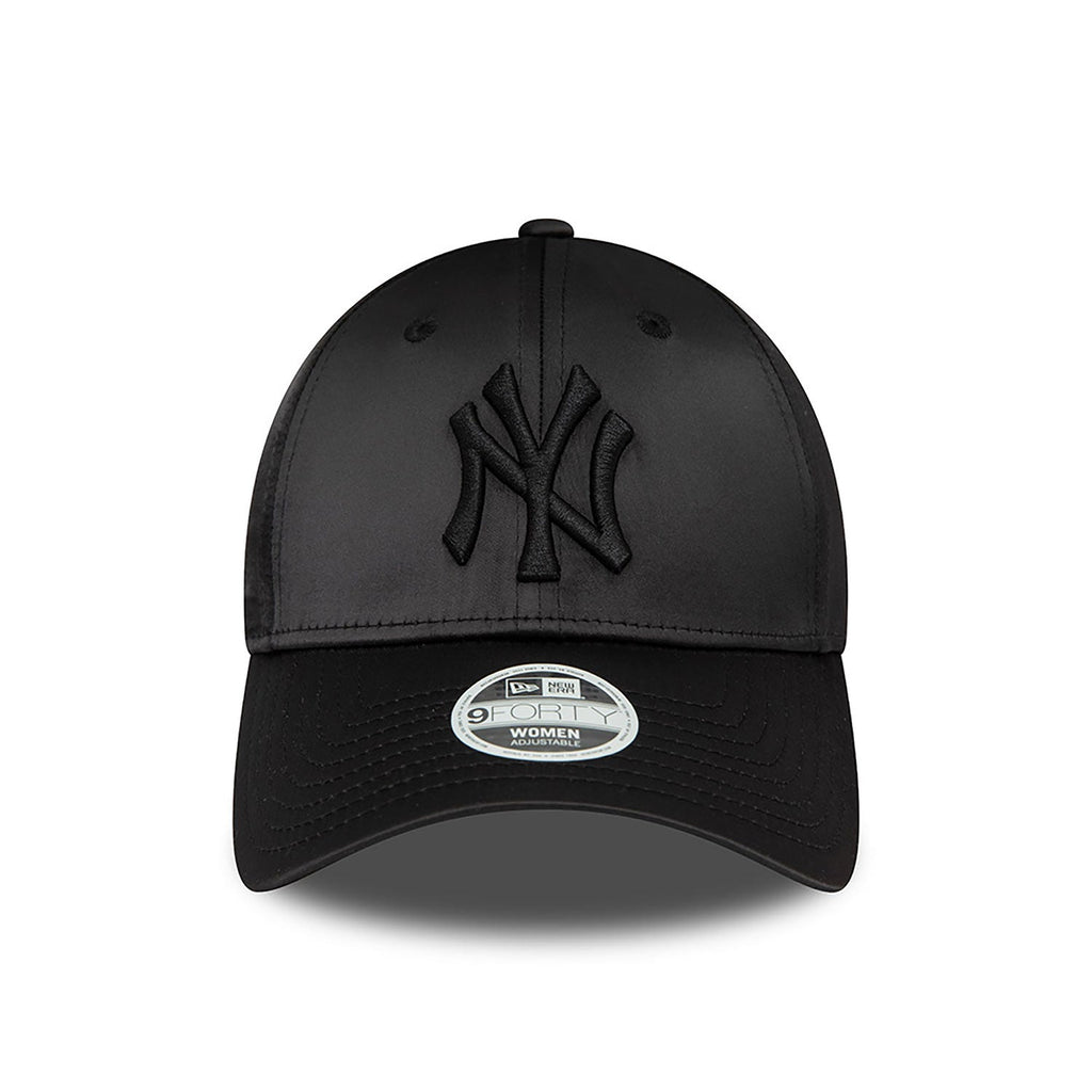 New Era New York Yankees Women's Satin Black 9FORTY Adjustable Cap - Cap On