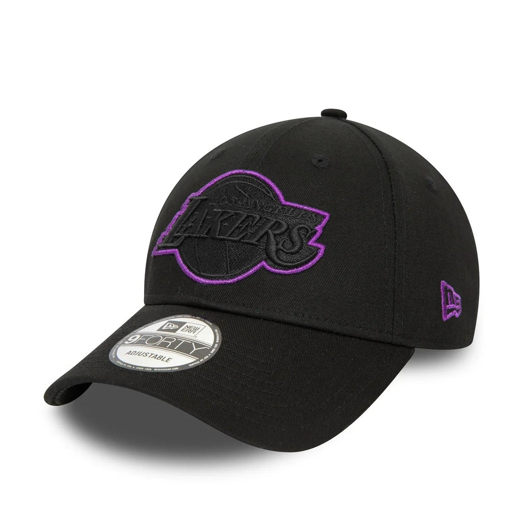 New Era Los Angeles Lakers 9FORTY Metallic Outline in Purple Black Cap