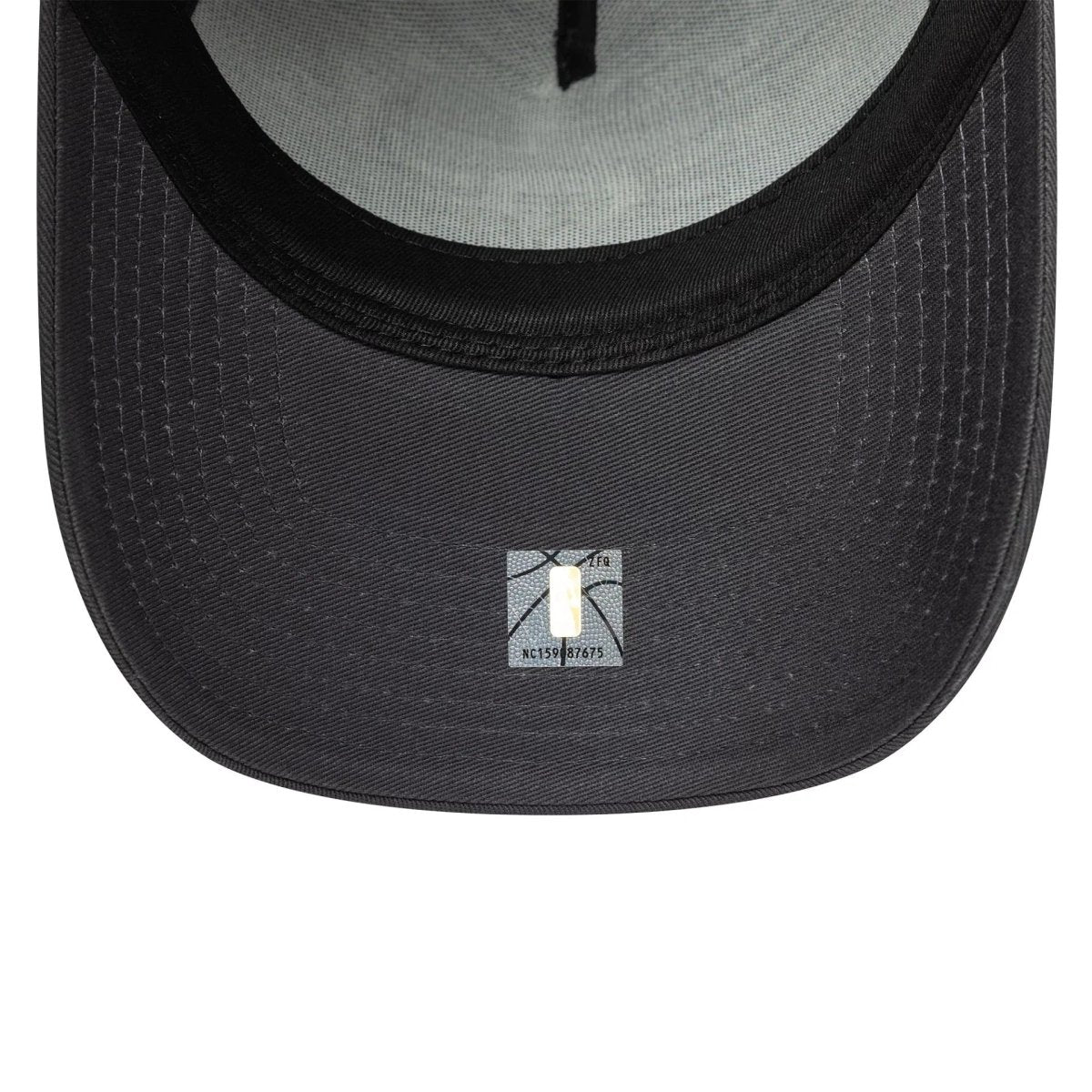 New Era Chicago Bulls Team Outline Dark Grey 9FORTY E-Frame Adjustable Cap