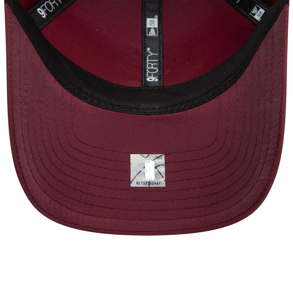 New Era Miami Heat 9FORTY NBA Tech Dark Red Cap
