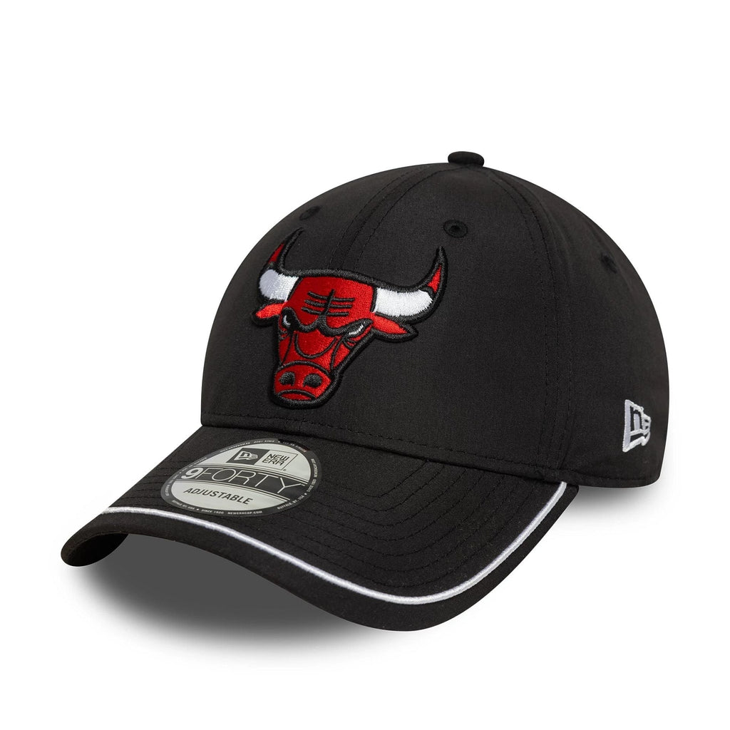 New Era Chicago Bulls NBA Piping Black 9FORTY Adjustable Cap