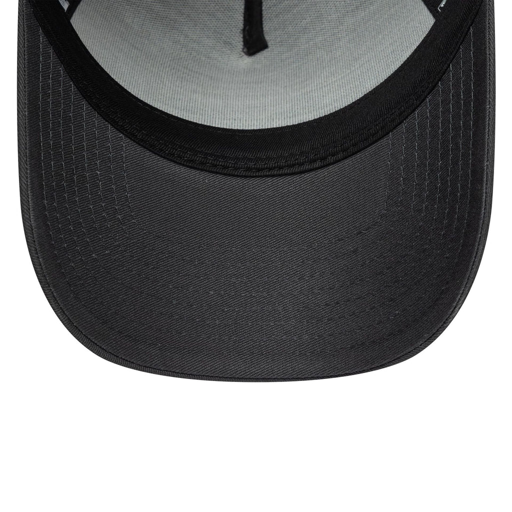 New Era Chicago Bulls NBA Metallic Dark Grey 9FORTY E-Frame Adjustable Cap