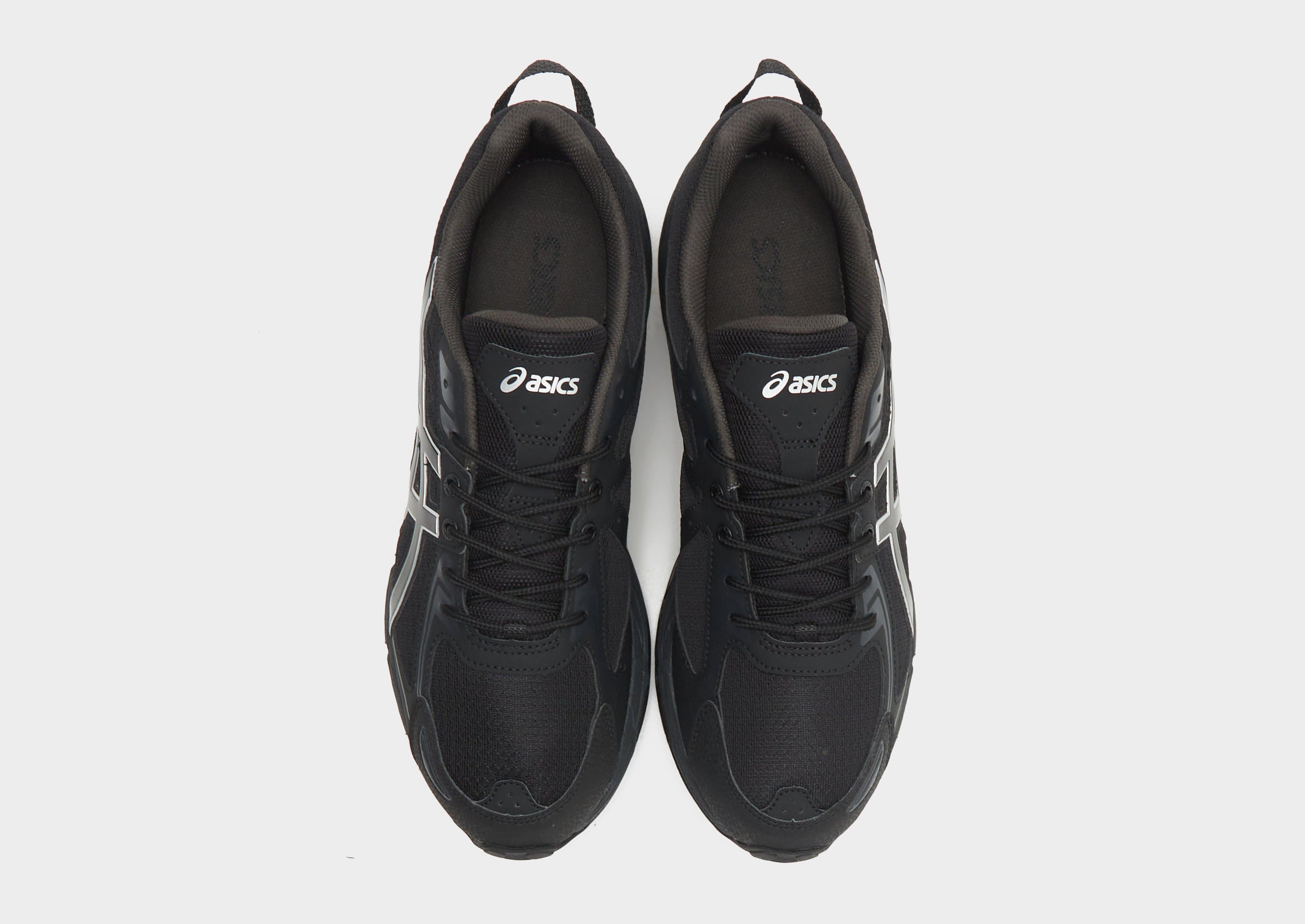 Black ASICS Gel-Venture 6