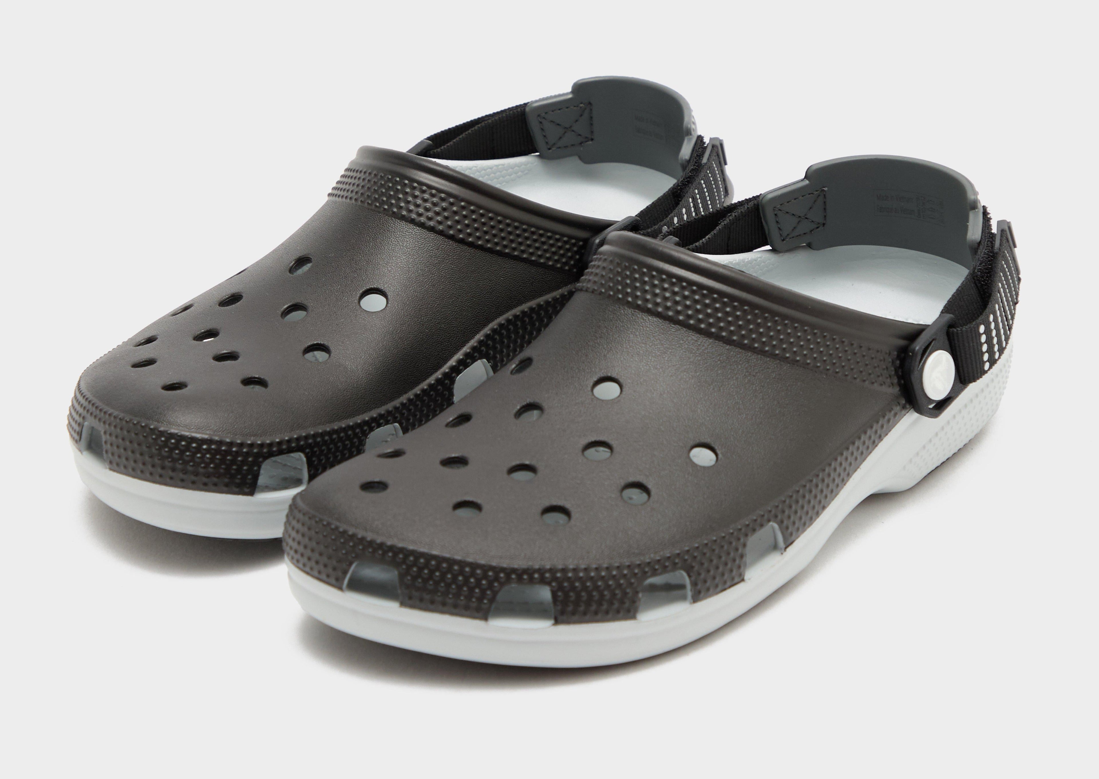 Black Crocs Classic Turbo Clog