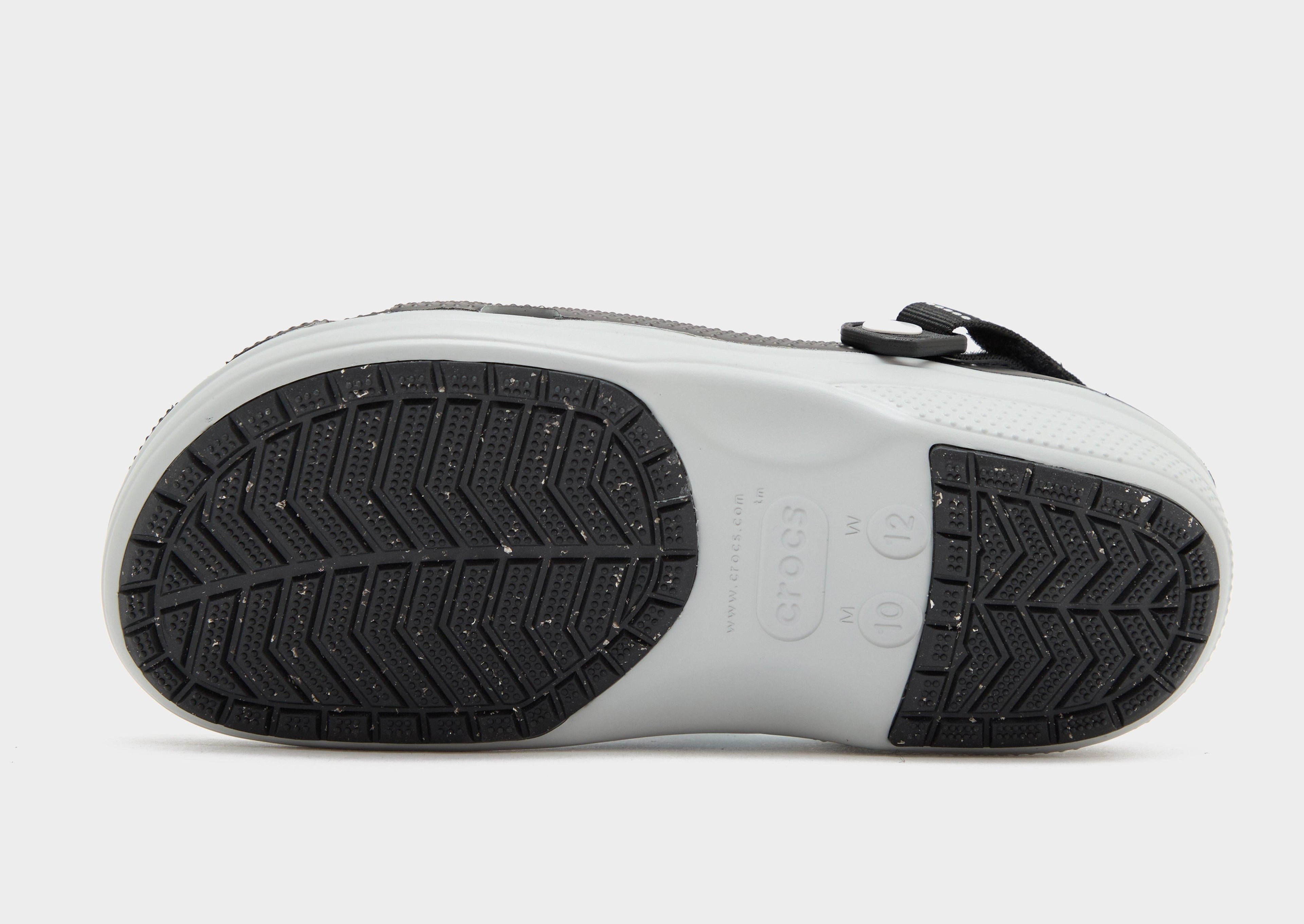 Black Crocs Classic Turbo Clog