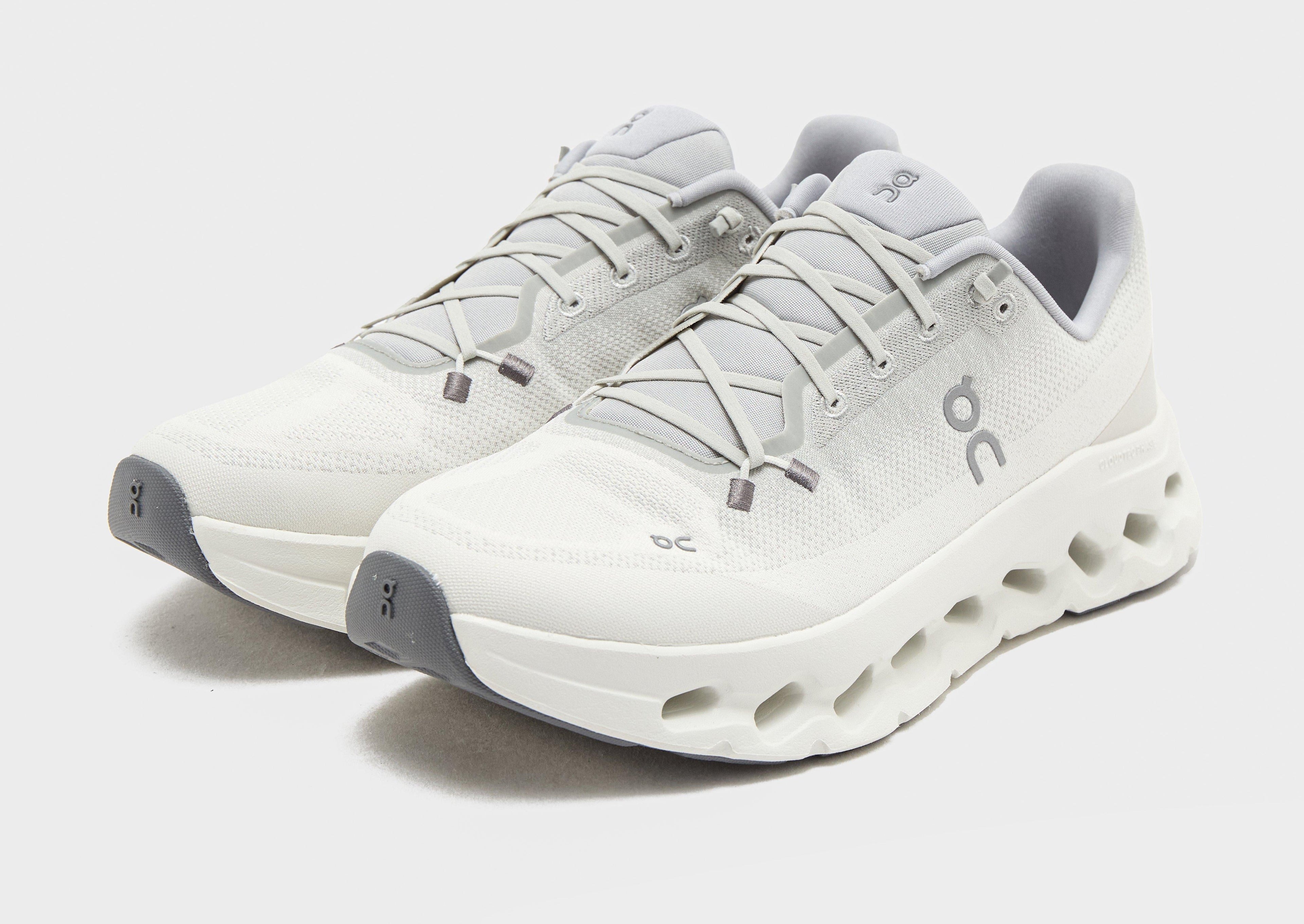 White On Running Cloudtilt Women's