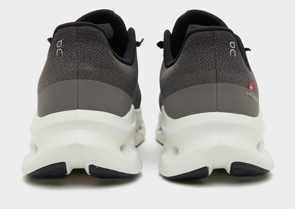 Black On Running Cloudtilt