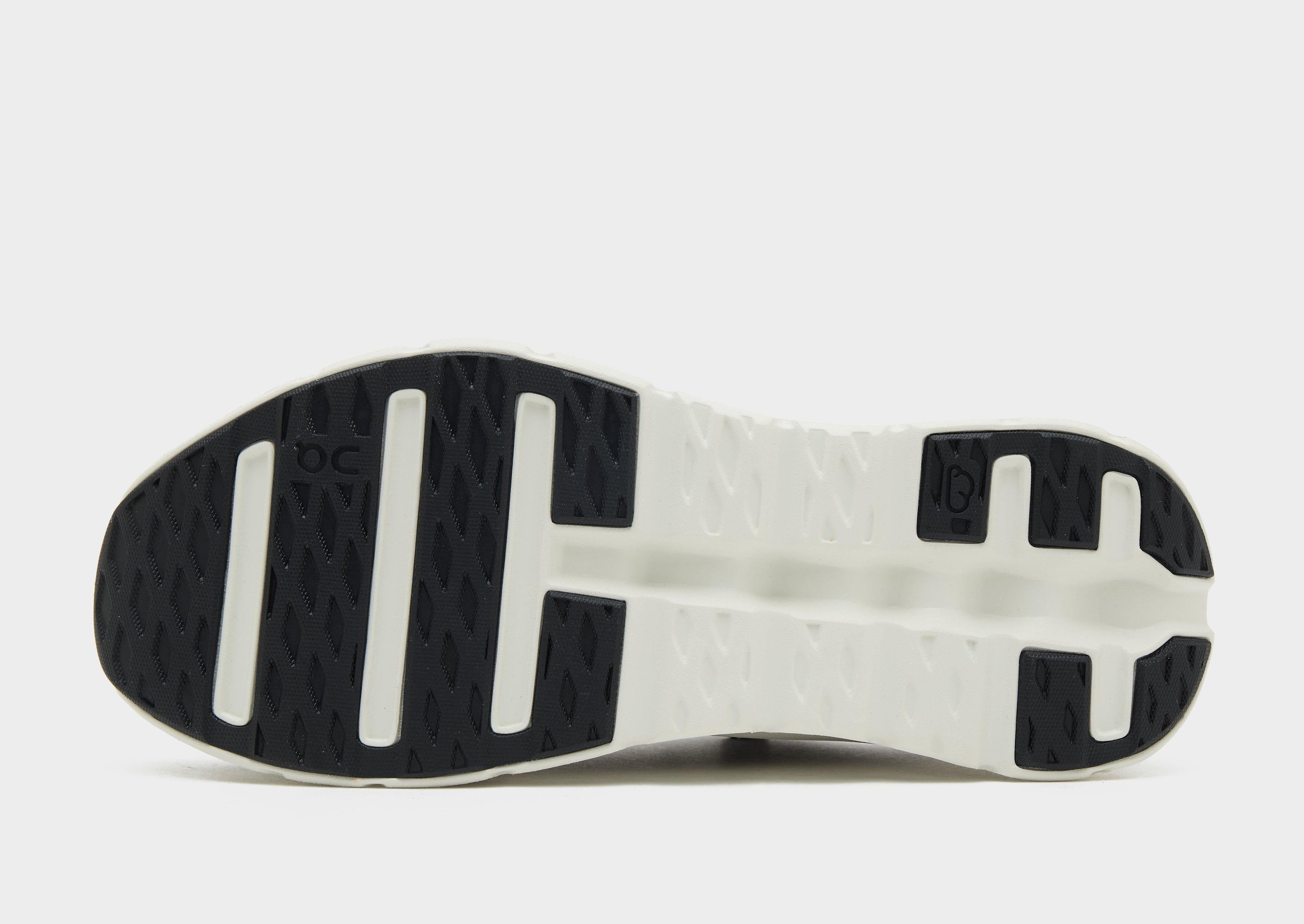 Black On Running Cloudtilt