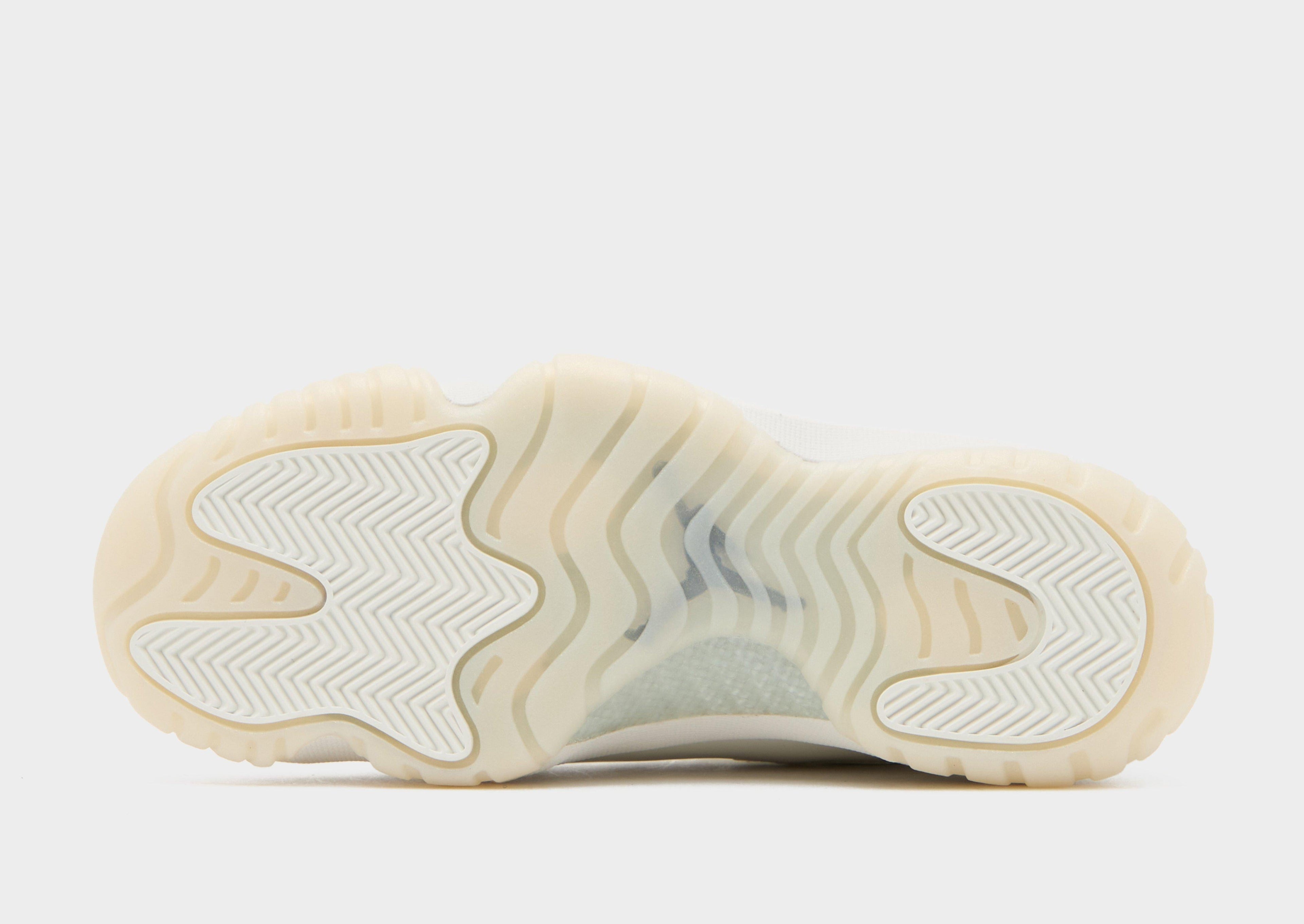 Jordan White Jordan Air 11 Retro Women's