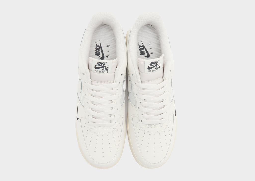 Nike White Nike Air Force 1 '07 LV8