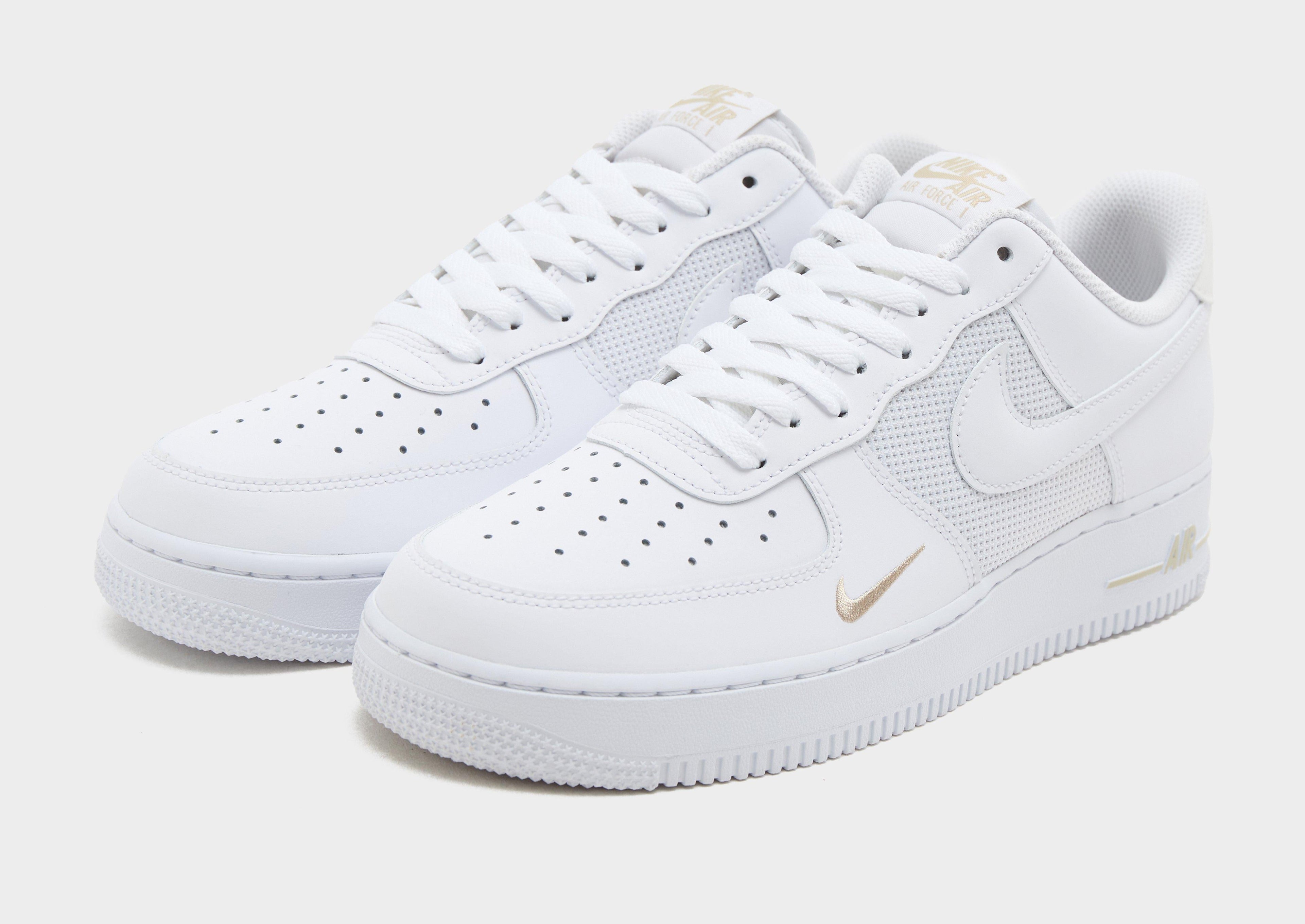 Nike White Nike Air Force 1 '07 LV8