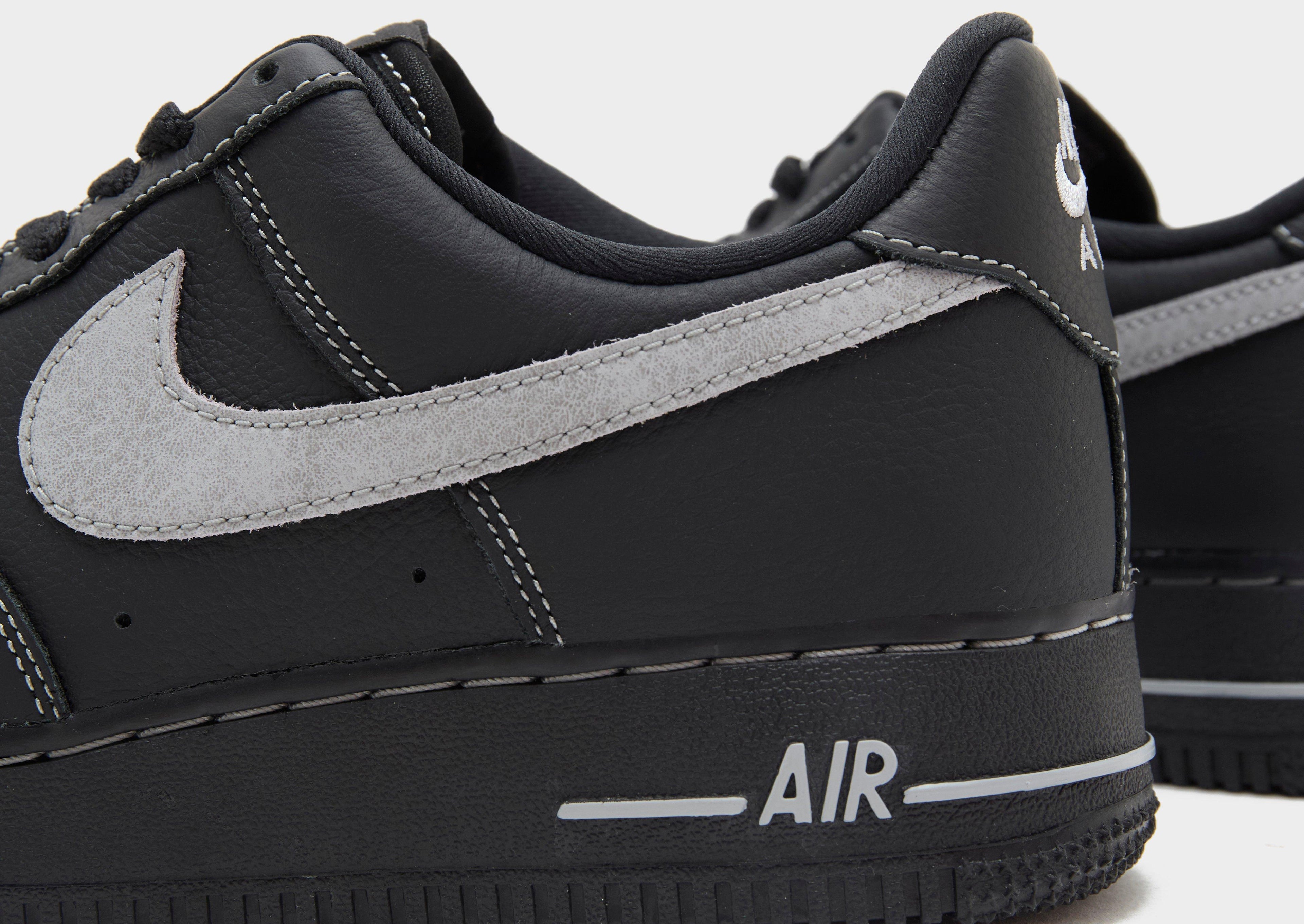 Nike Black Nike Air Force 1 '07 LV8