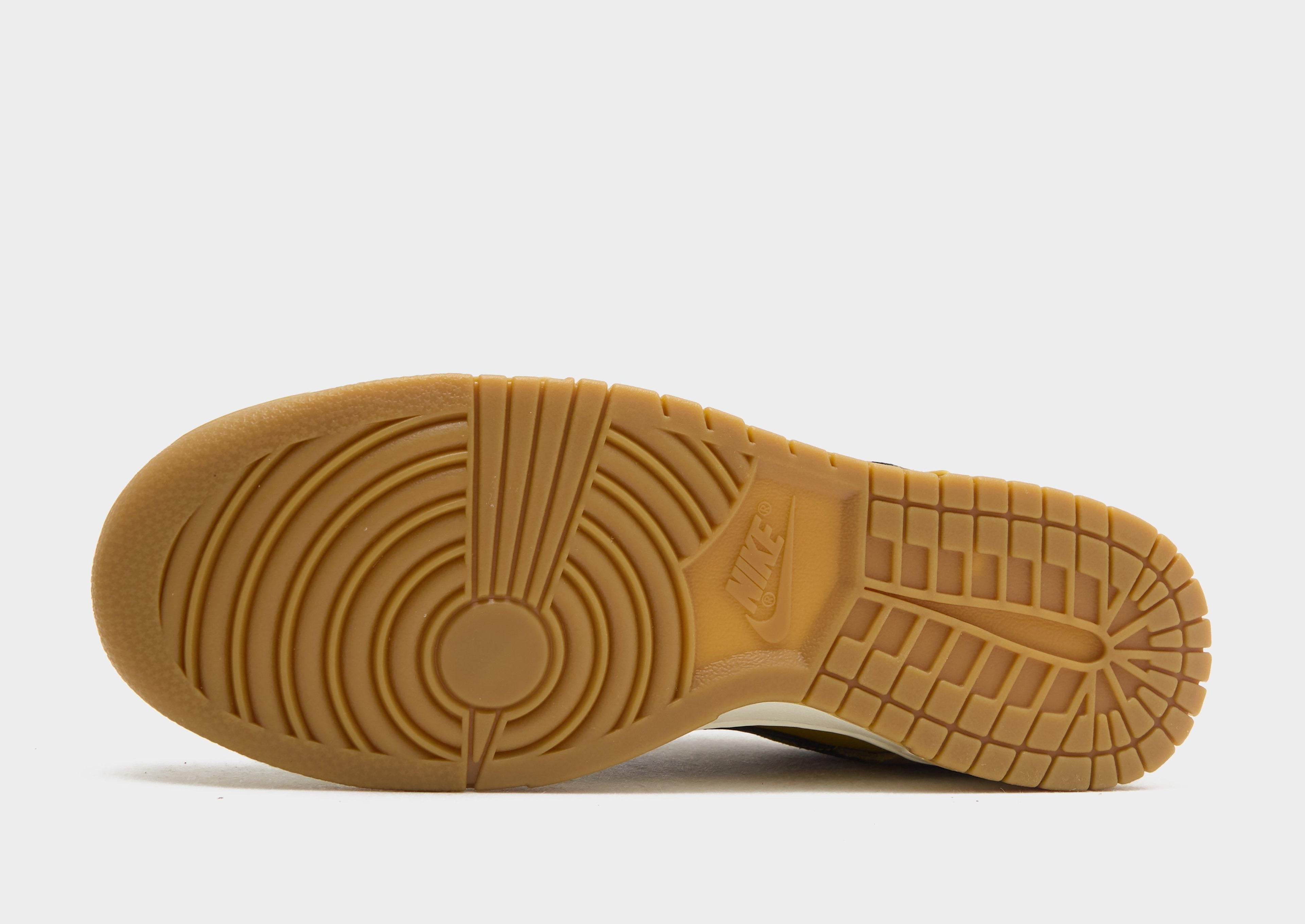 Nike Brown Nike Dunk Low SE