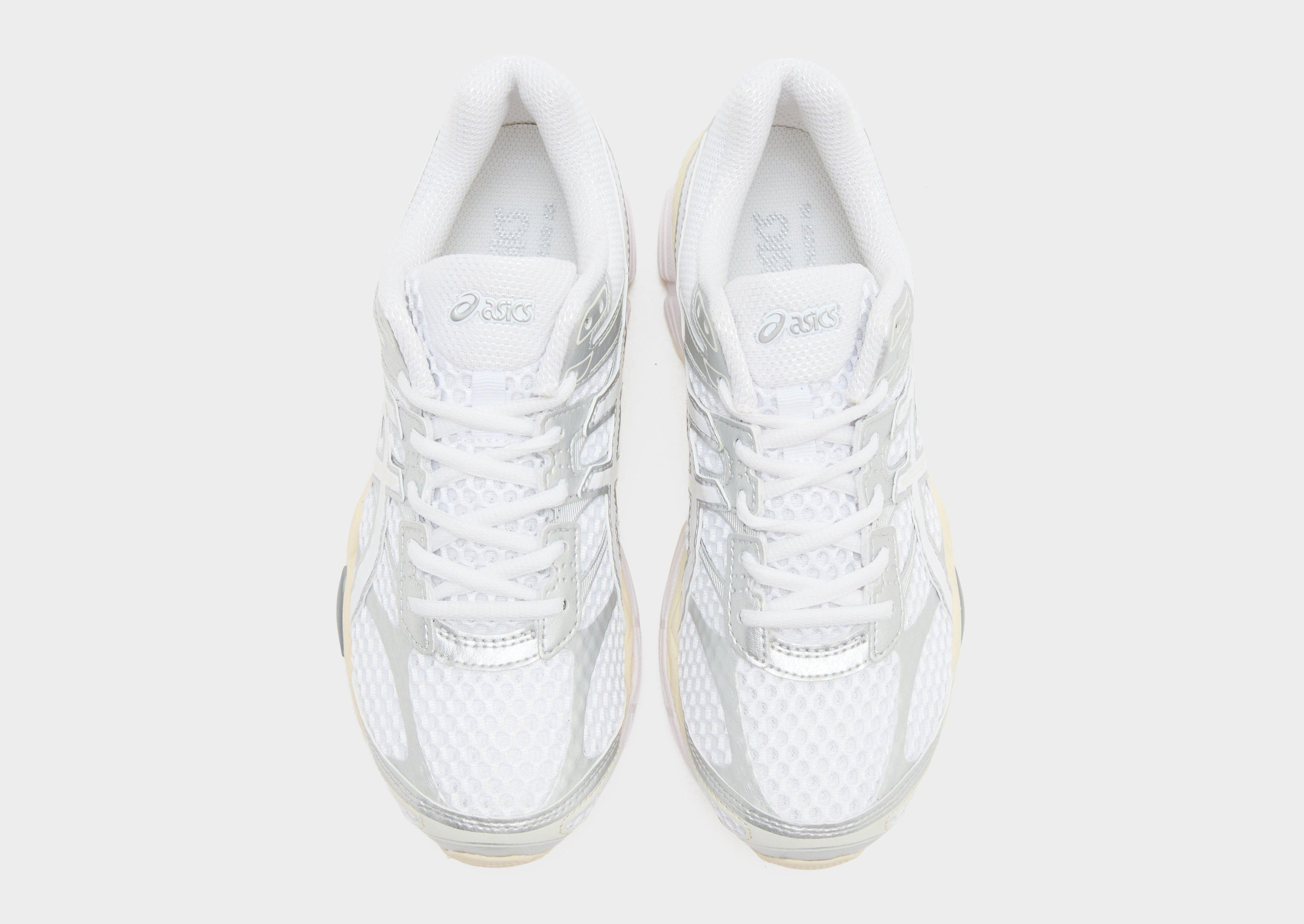 Silver ASICS GEL-CUMULUS 16 Women's