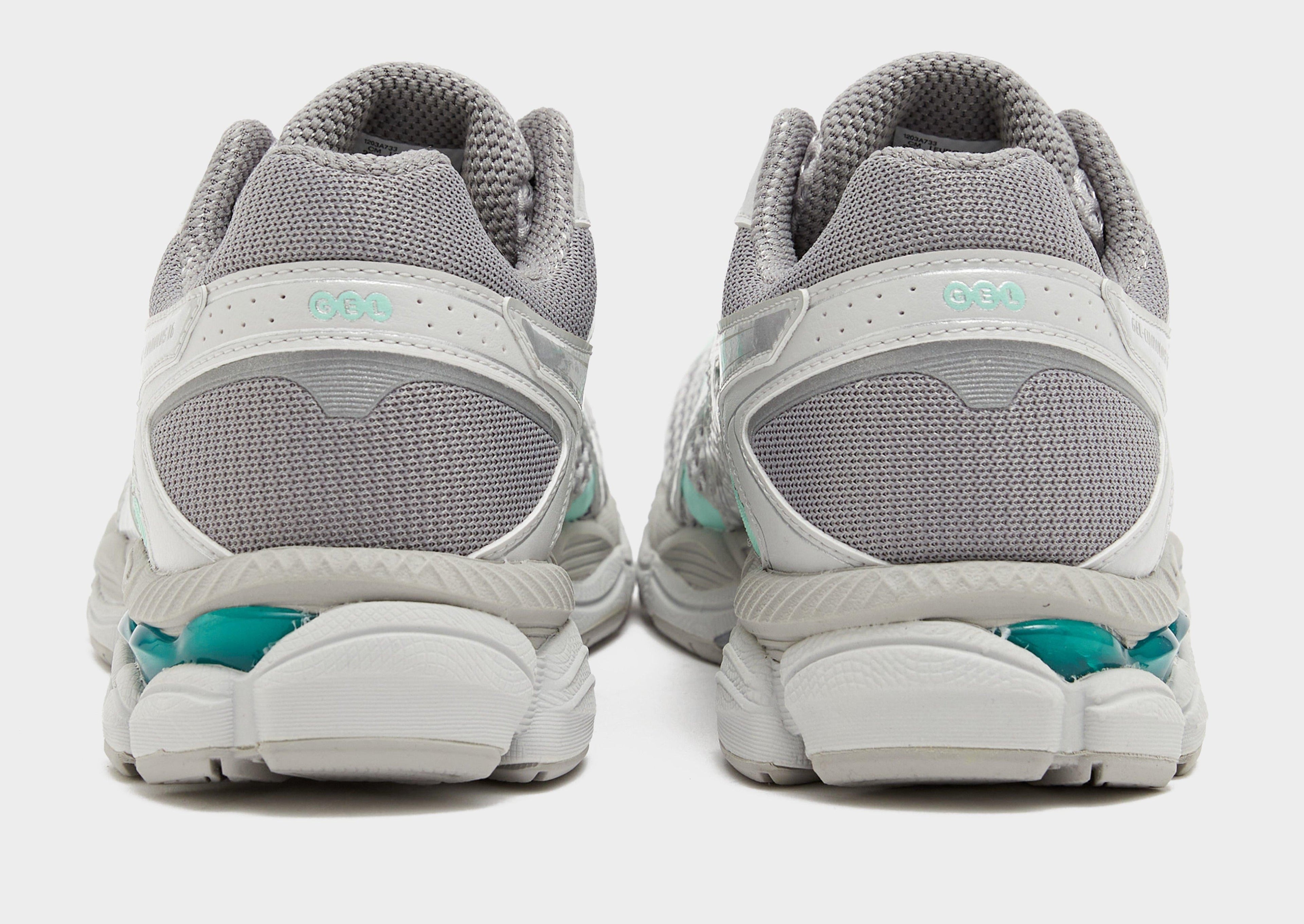 Grey ASICS GEL-CUMULUS 16 Women's