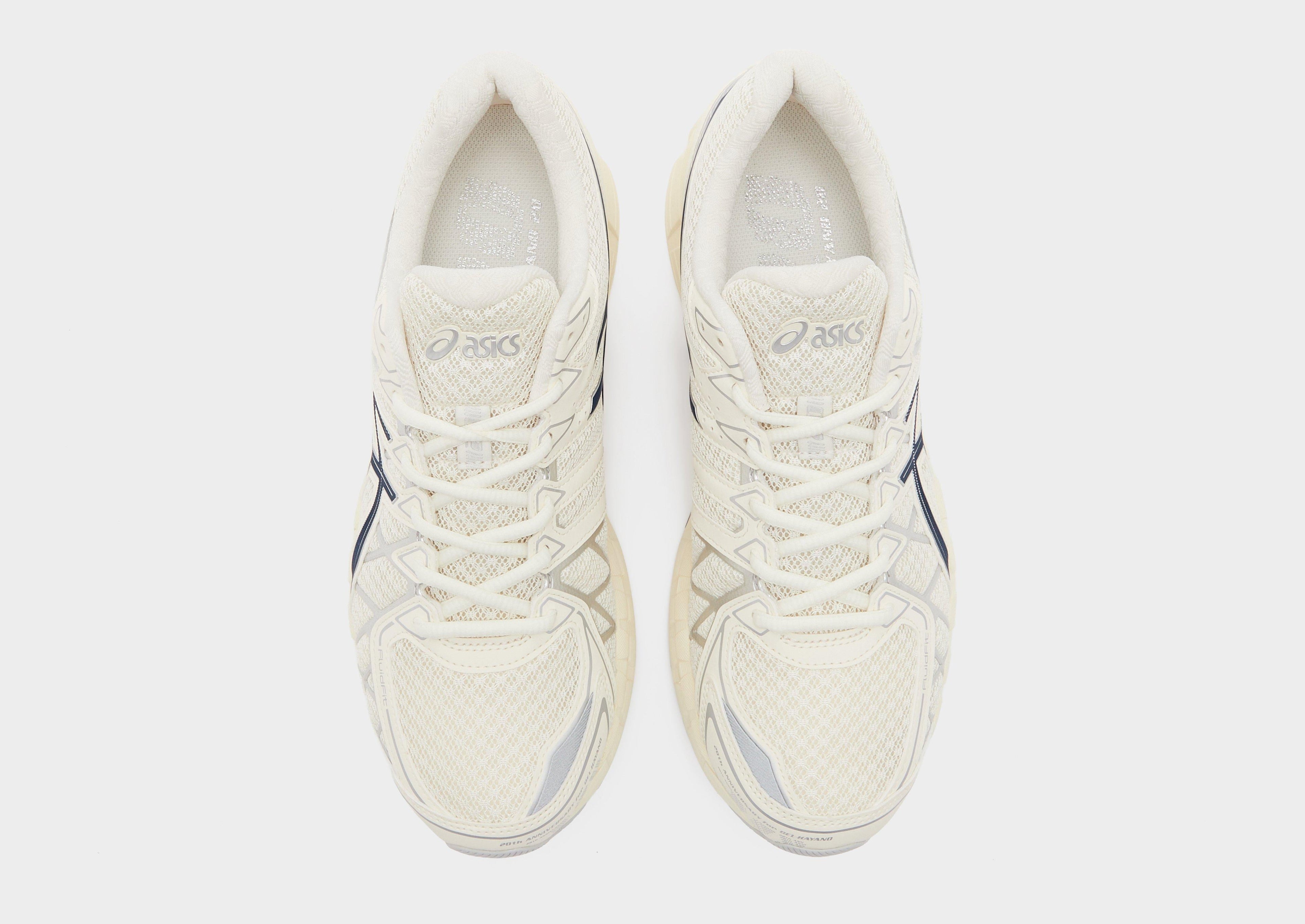 White ASICS GEL-KAYANO 20