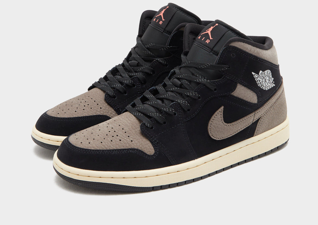 Jordan Black Jordan Air 1 Mid