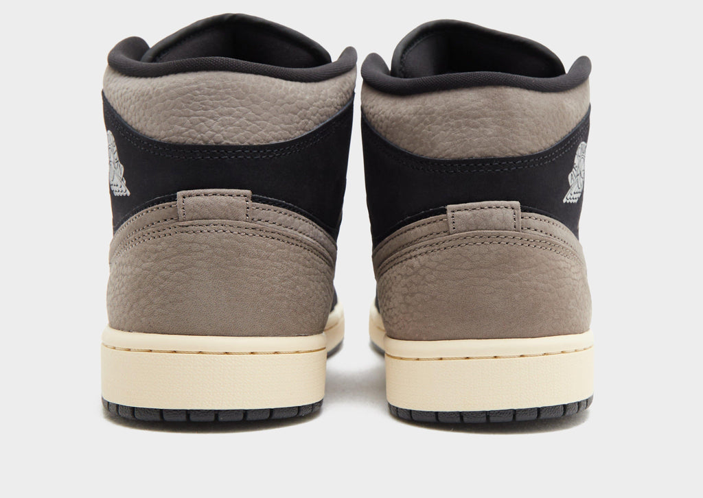 Jordan Black Jordan Air 1 Mid